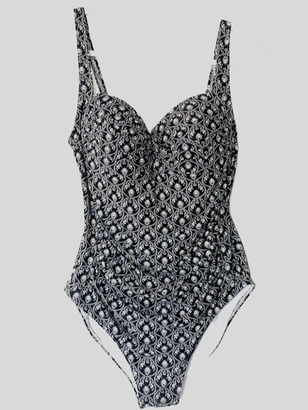 Bond-Eye Paisley Nip-Tuck One-Piece Swimsuit Size 14 Like New